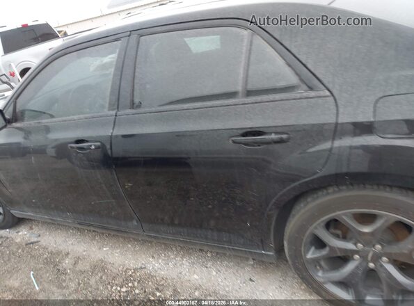 2C3CCABG0MH541432 2021 CHRYSLER 300 Black Widok wnętrza z tyłu