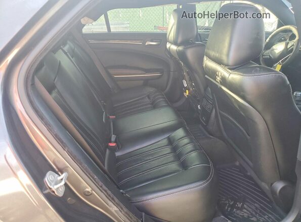 2C3CCABG0PH585211 2023 CHRYSLER 300 Серый Вид задних сидений