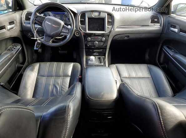2C3CCABG1KH565980 2019 CHRYSLER 300 Gray Widok deski rozdzielczej