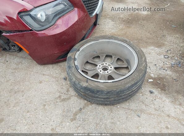 2C3CCABG3MH585490 2021 CHRYSLER 300 Burgundy Սարքավորումների վահանակի տեսք