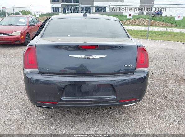 2C3CCABG4JH261914 2018 CHRYSLER 300 Черный 