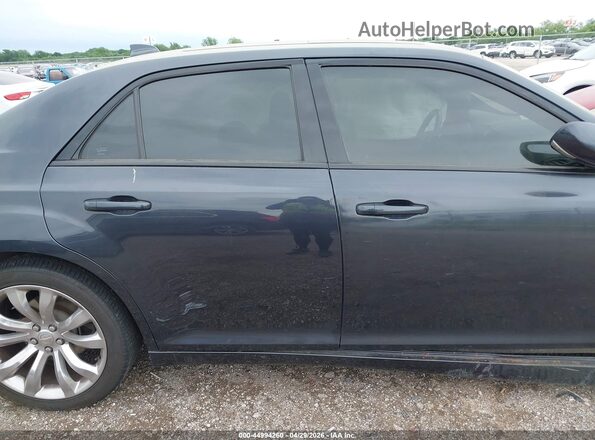 2C3CCABG4JH261914 2018 CHRYSLER 300 Черный Вид щитка приборов