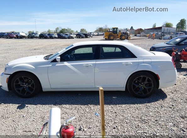 2C3CCABG9MH549738 2021 CHRYSLER 300 White 