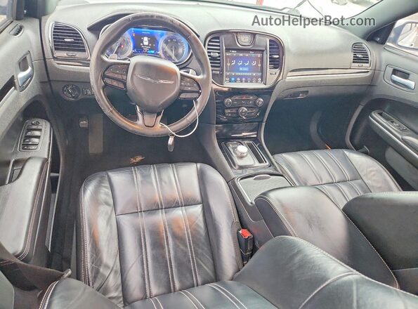 2C3CCABG9MH554311 2021 CHRYSLER 300 Белый Вид панели приборов