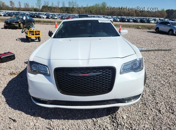 2C3CCABG9NH154363 2022 CHRYSLER 300 Белый Вид спереди