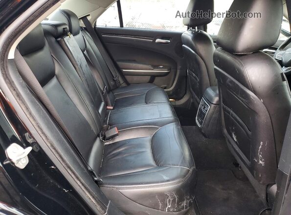 2C3CCADG8PH654045 2023 CHRYSLER 300 Black უკანა სავარძლების ხედი