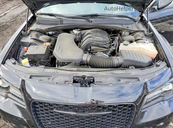 2C3CCADG8PH654045 2023 CHRYSLER 300 Black უკანა სალონის ხედი