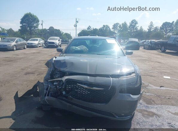 2C3CCAGG3KH586077 2019 CHRYSLER 300 Gray 
