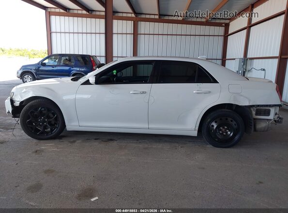 2C3CCAGG4GH136364 2016 CHRYSLER 300 White 