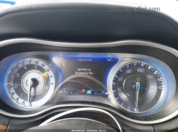 2C3CCAPG3HH661367 2017 CHRYSLER 300 Gray Widok tylnych siedzeń