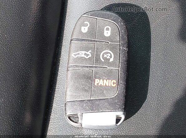 2C3CCARG3GH321468 2016 CHRYSLER 300 Black Dashboard view
