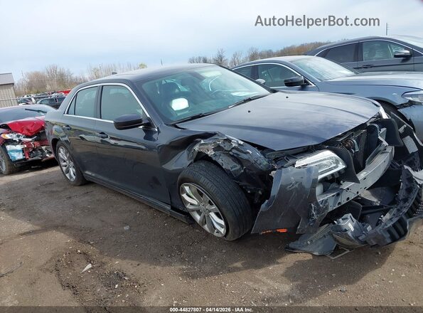 2C3CCARG3GH321468 2016 CHRYSLER 300 Black Rear interior view
