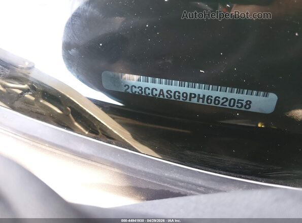 2C3CCASG9PH662058 2023 CHRYSLER 300 Black Շարժիչի բաժամունքի տեսք