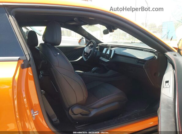 2C3CDBCK0SR542965 2025 DODGE CHARGER Orange Սալոնի դիմացի տեսք