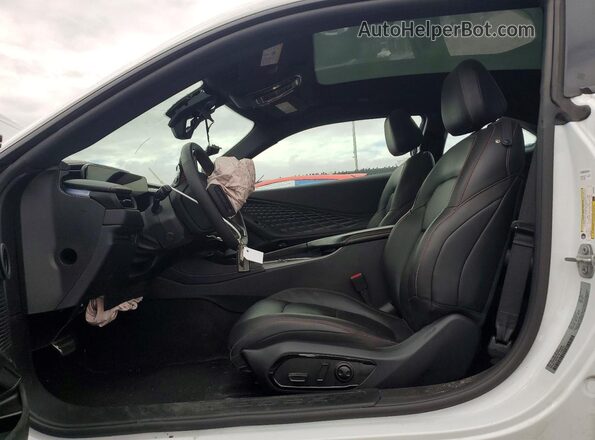 2C3CDBCK6RR208398 2024 DODGE CHARGER Белый Вид салона спереди