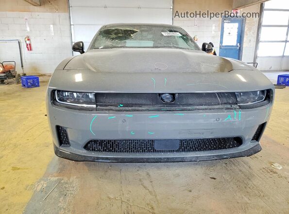 2C3CDBCKXSR536882 2025 DODGE CHARGER Gray Вид спереду