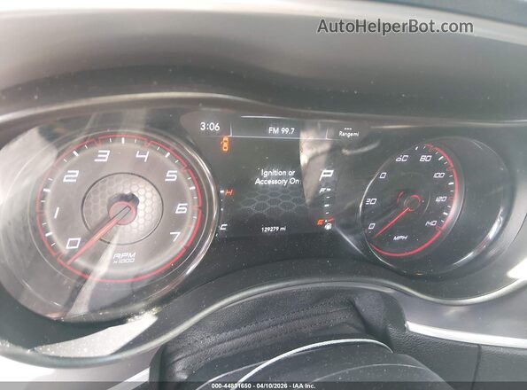 2C3CDXBG7LH220003 2020 DODGE CHARGER Burgundy Vista de los asientos traseros