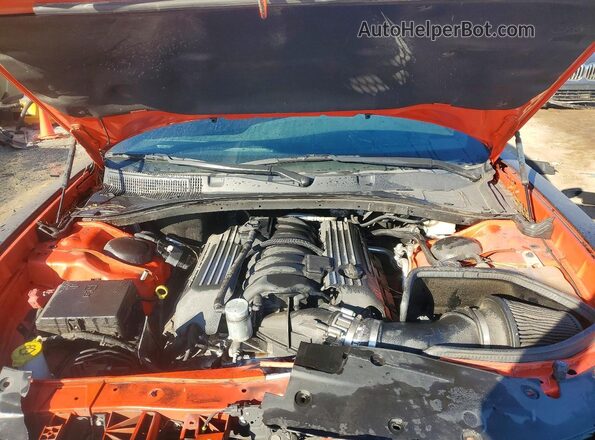 2C3CDXGJ6LH185863 2020 DODGE CHARGER Two Tone Vista interior trasera