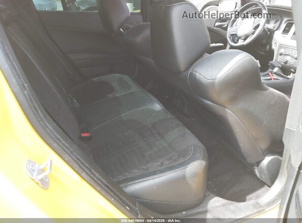 2C3CDXGJ8HH528986 2017 DODGE CHARGER Желтый Вид наклейки с VIN-кодом