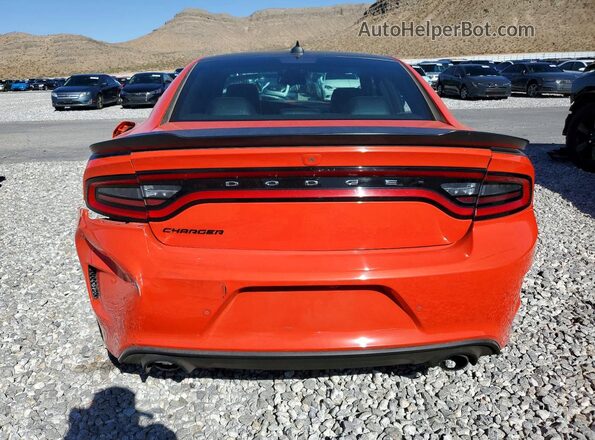 2C3CDXGJ8MH618908 2021 DODGE CHARGER Orange Widok z tyłu