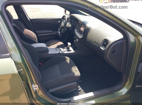 2C3CDXHG2NH169598 2022 DODGE CHARGER Green Вид салону спереду