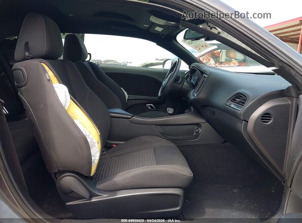 2C3CDZAG2KH669004 2019 DODGE CHALLENGER Серый Вид салона спереди