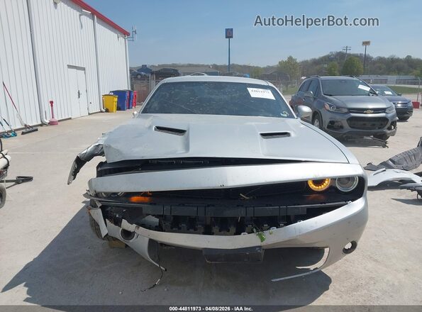 2C3CDZAG2LH161603 2020 DODGE CHALLENGER Gray Widok wnętrza z tyłu