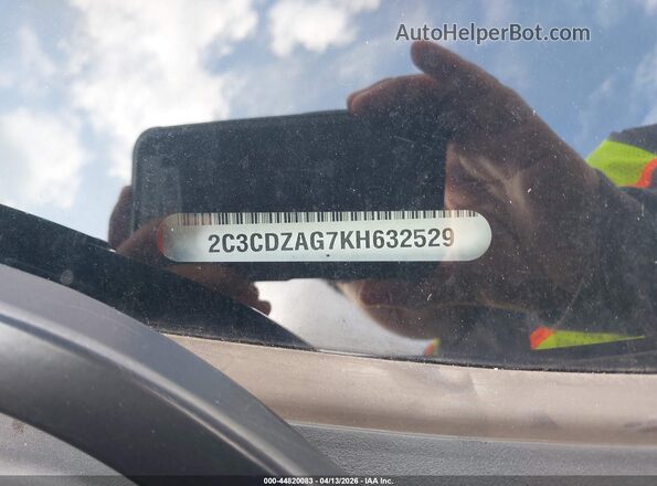 2C3CDZAG7KH632529 2019 DODGE CHALLENGER Red Engine compartment view