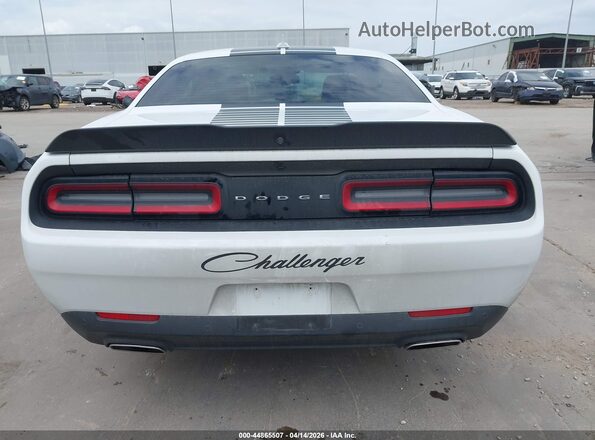 2C3CDZAG9JH333686 2018 DODGE CHALLENGER White 