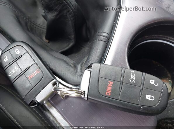 2C3CDZBT2GH185238 2016 DODGE CHALLENGER Красный 
