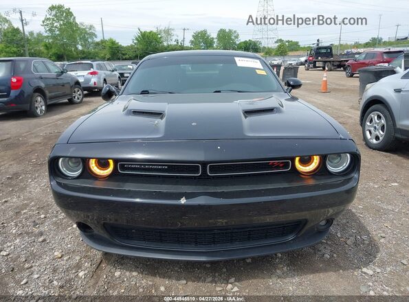2C3CDZBT4HH609035 2017 DODGE CHALLENGER Black Սալոնի հետևի տեսք