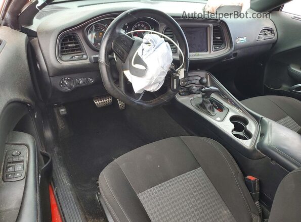 2C3CDZBTXPH602976 2023 DODGE CHALLENGER Red Вид панелі приладів