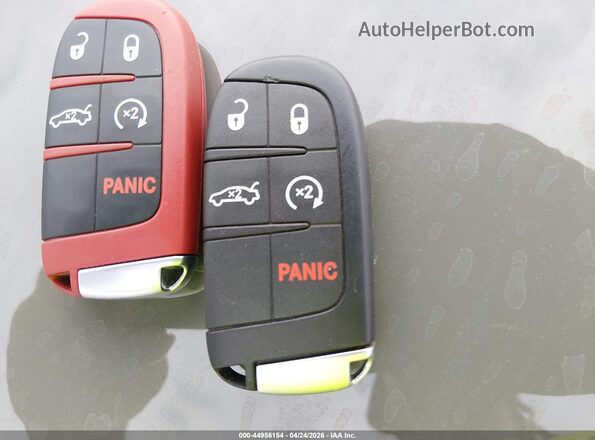 2C3CDZC90PH691864 2023 DODGE CHALLENGER Gray Widok deski rozdzielczej