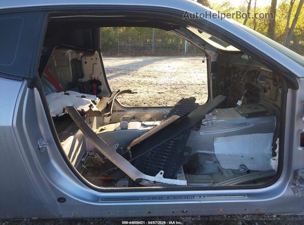 2C3CDZC98GH239273 2016 DODGE CHALLENGER Silver Vista interior delantera
