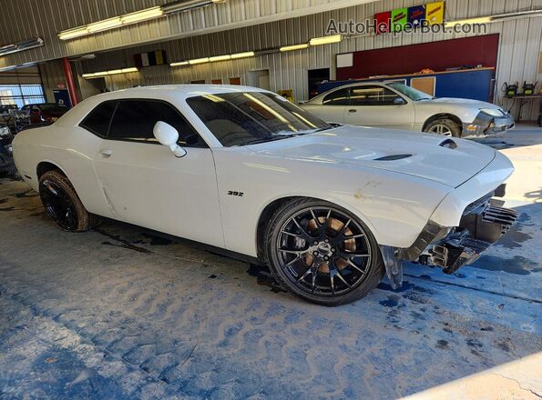 2C3CDZFJ0MH631794 2021 DODGE CHALLENGER White Front right