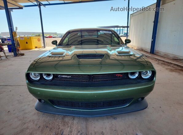 2C3CDZFJ1NH163897 2022 DODGE CHALLENGER Green Widok z przodu