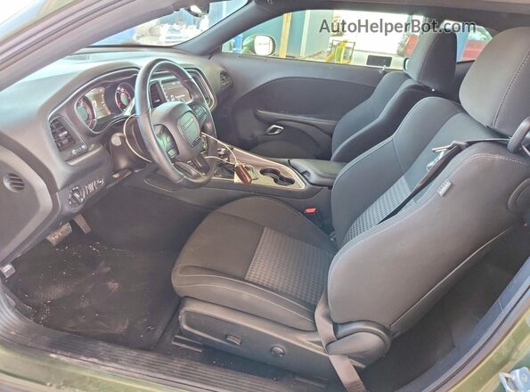 2C3CDZFJ1NH163897 2022 DODGE CHALLENGER Green Widok wnętrza z przodu