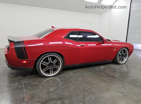 2C3CDZFJ9GH305447 2016 DODGE CHALLENGER Red 