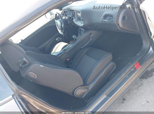 2C3CDZGG7MH530013 2021 DODGE CHALLENGER Gray Vista interior delantera