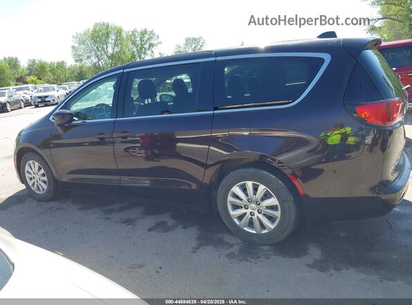 2C4RC1AG6JR274875 2018 CHRYSLER PACIFICA Black Widok wnętrza 360 stopni