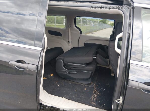 2C4RC1AGXLR264255 2020 CHRYSLER VOYAGER Black Vista de la etiqueta del VIN