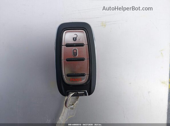 2C4RC1AGXLR264255 2020 CHRYSLER VOYAGER Black Vista del salpicadero