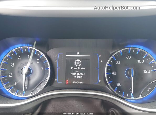 2C4RC1BG0JR235780 2018 CHRYSLER PACIFICA Black Вид задніх сидінь