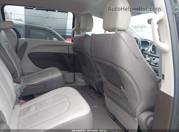 2C4RC1BG0JR235780 2018 CHRYSLER PACIFICA Black Вид наклейки з VIN-кодом