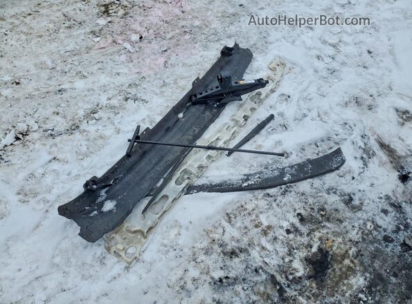 2C4RC1BG2GR291731 2016 CHRYSLER TOWN Gray Widok naklejki z numerem VIN