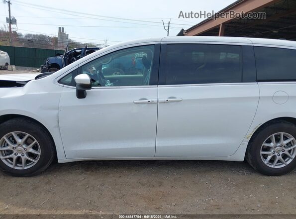 2C4RC1BG3PR624924 2023 CHRYSLER PACIFICA White Սալոնի 360 աստիճան տեսք