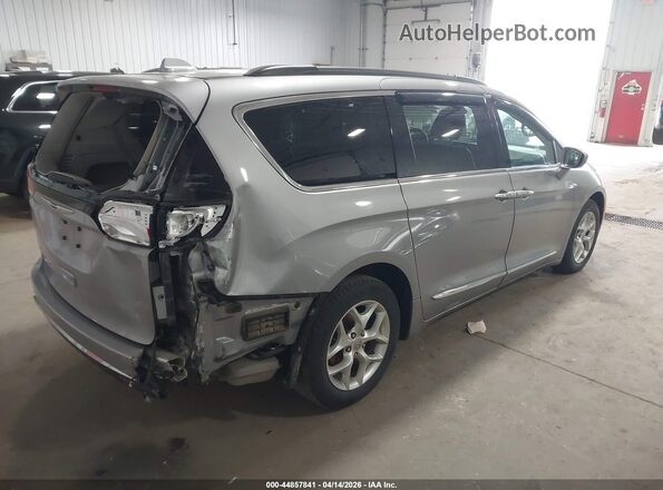 2C4RC1BG7HR565720 2017 CHRYSLER PACIFICA Silver უკანა მარჯვენა