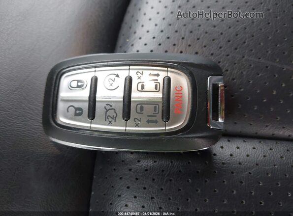 2C4RC1BG8PR606290 2023 CHRYSLER PACIFICA Gray Widok deski rozdzielczej