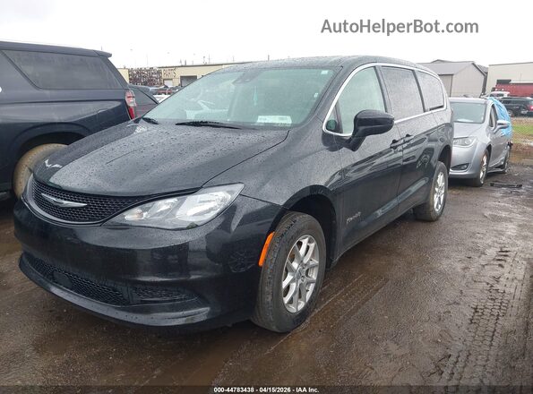 2C4RC1CG4PR520232 2023 CHRYSLER VOYAGER Black Передня ліва чверть
