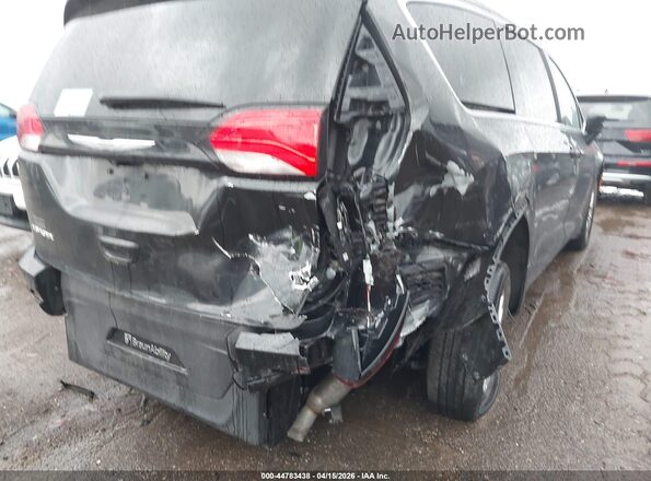 2C4RC1CG4PR520232 2023 CHRYSLER VOYAGER Black Вид спереду